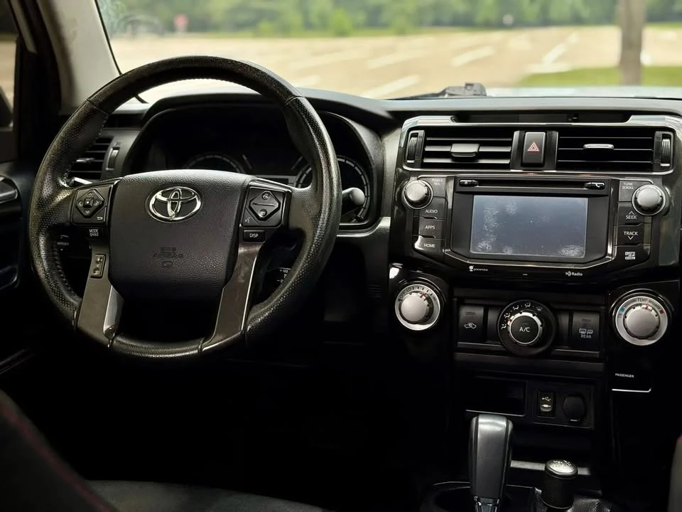 2015 Toyota 4Runner 5th Gen - Image 16 of 19