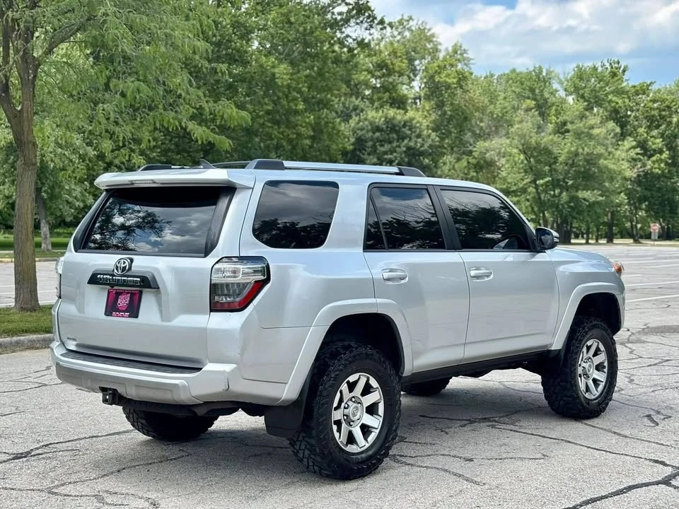 2015 Toyota 4Runner 5th Gen - Image 5 of 19