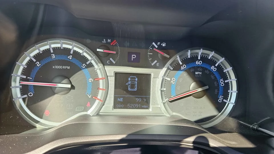 2015 Toyota 4Runner 5th Gen - Image 11 of 19