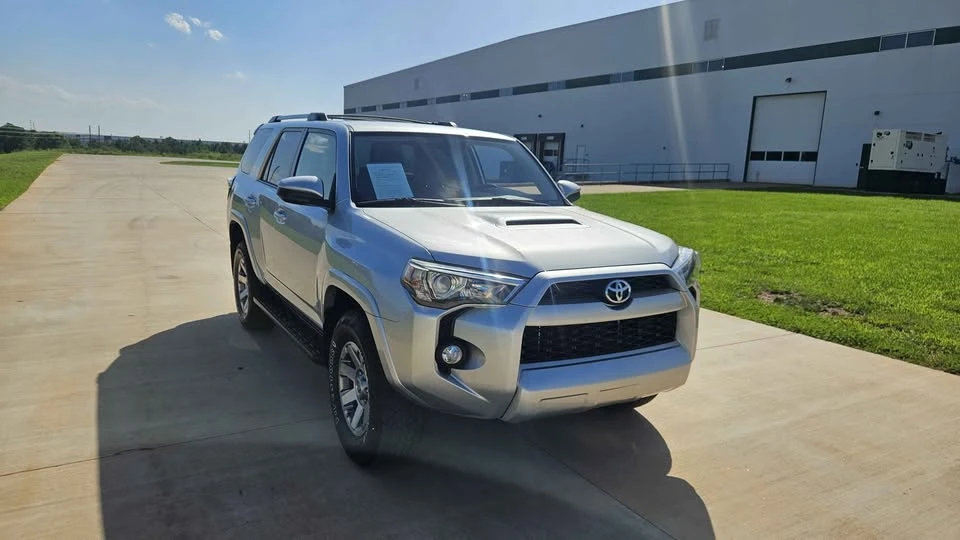 2015 Toyota 4Runner 5th Gen - Image 6 of 19