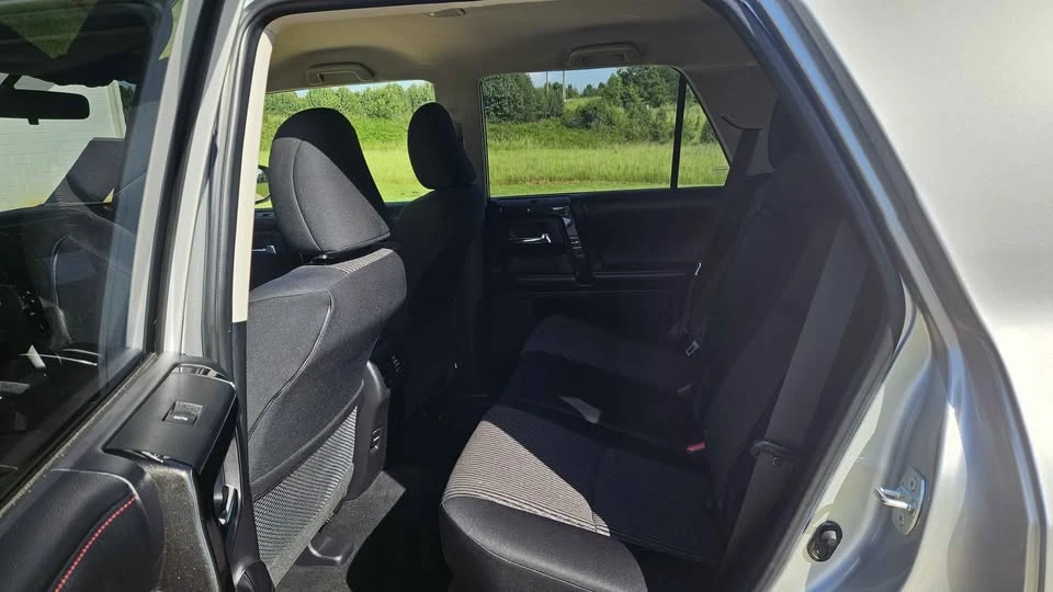 2015 Toyota 4Runner 5th Gen - Image 13 of 19