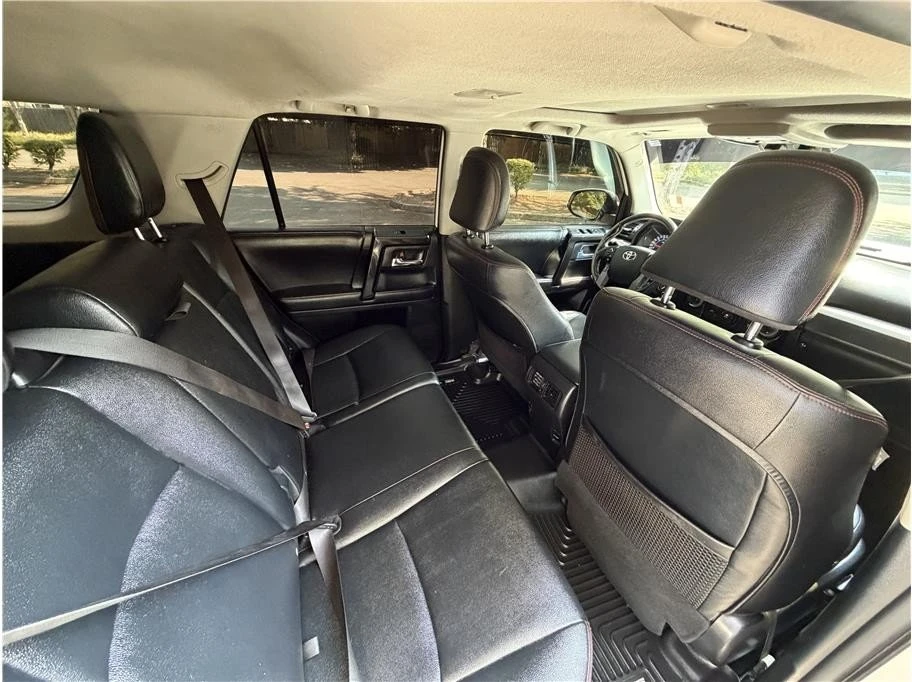 2015 Toyota 4Runner 5th Gen - Image 16 of 20