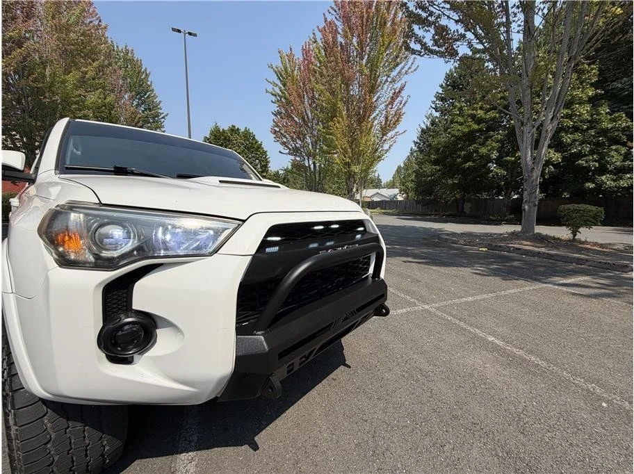 2015 Toyota 4Runner 5th Gen - Image 8 of 20
