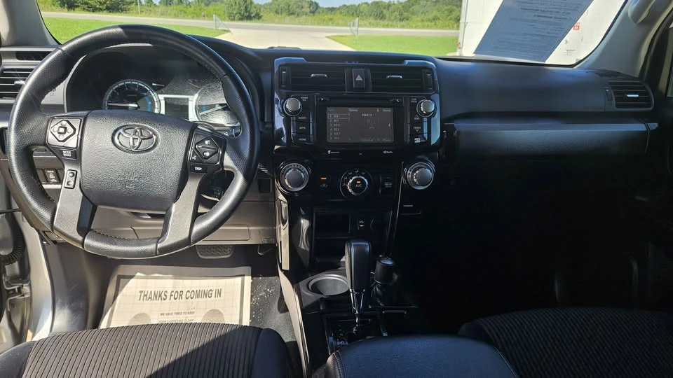 2015 Toyota 4Runner 5th Gen - Image 14 of 19