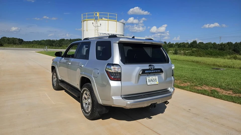 2015 Toyota 4Runner 5th Gen - Image 3 of 19