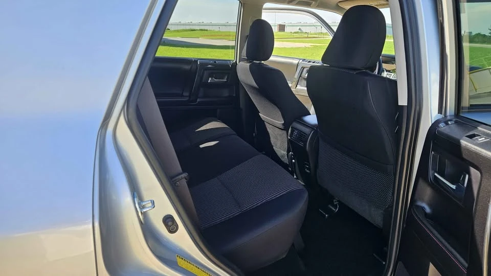 2015 Toyota 4Runner 5th Gen - Image 16 of 19