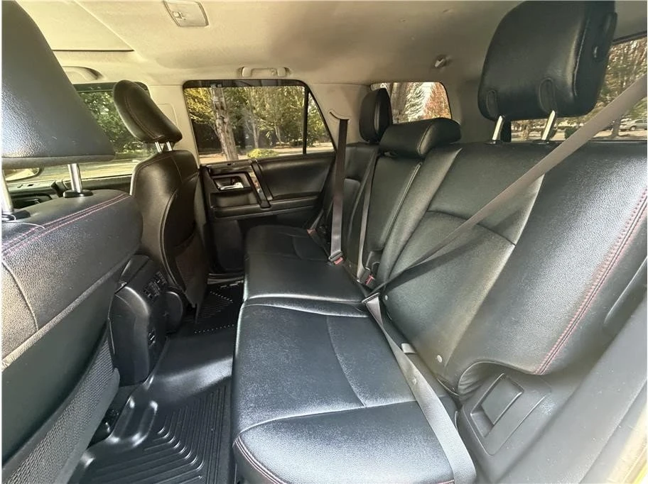 2015 Toyota 4Runner 5th Gen - Image 19 of 20