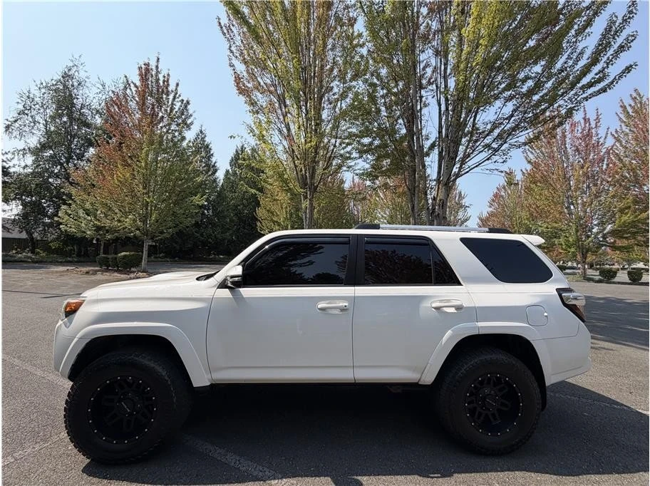 2015 Toyota 4Runner 5th Gen - Image 2 of 20