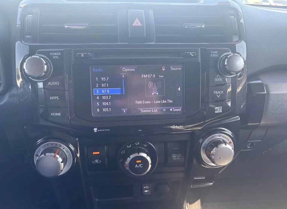 2015 Toyota 4Runner 5th Gen - Image 13 of 19