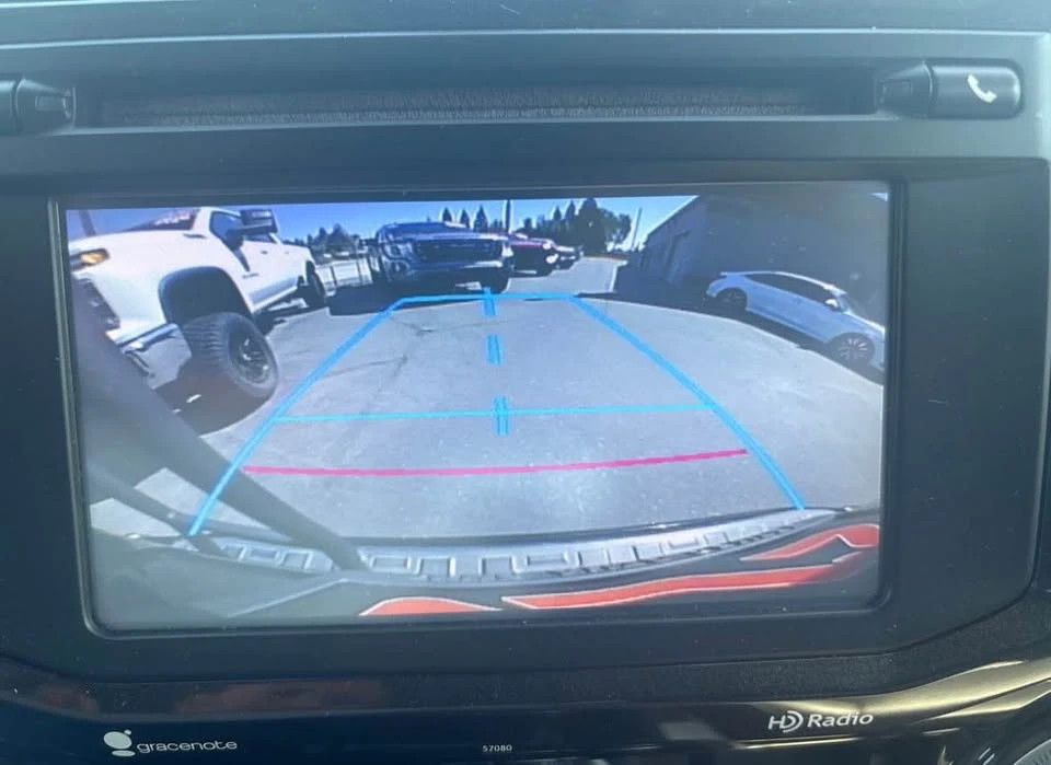 2015 Toyota 4Runner 5th Gen - Image 14 of 19