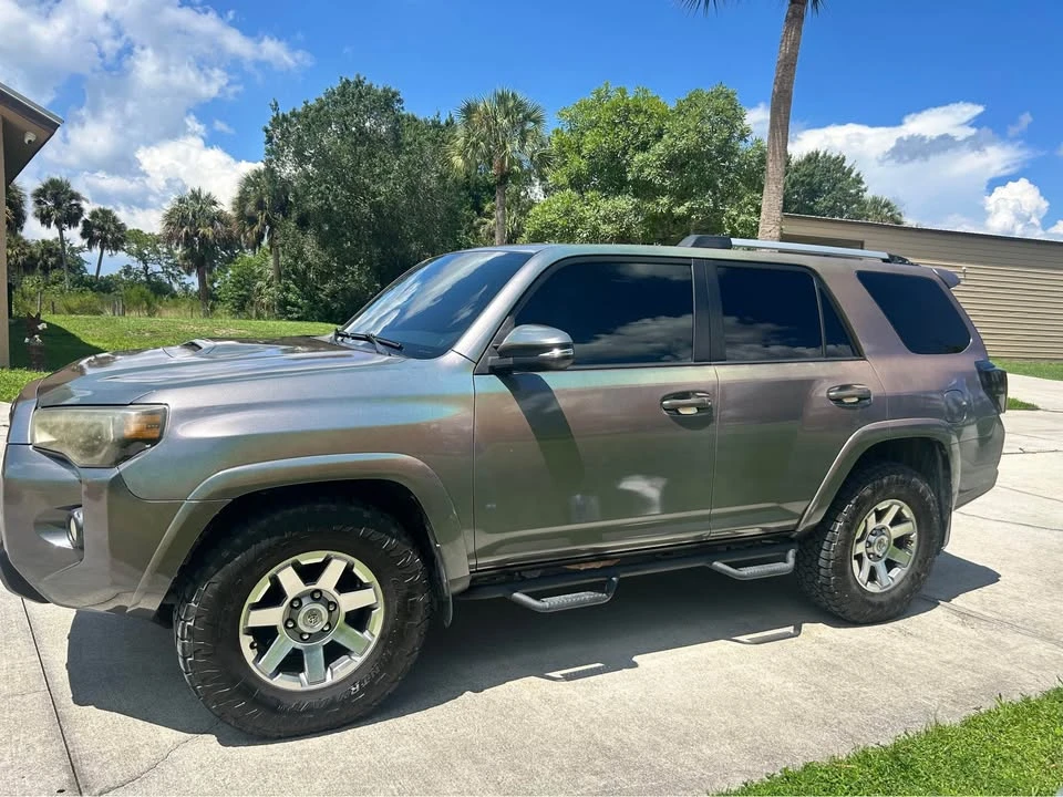 2015 Toyota 4Runner 5th Gen - Image 3 of 16