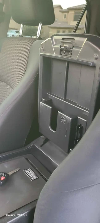 2015 Toyota 4Runner 5th Gen - Image 5 of 17