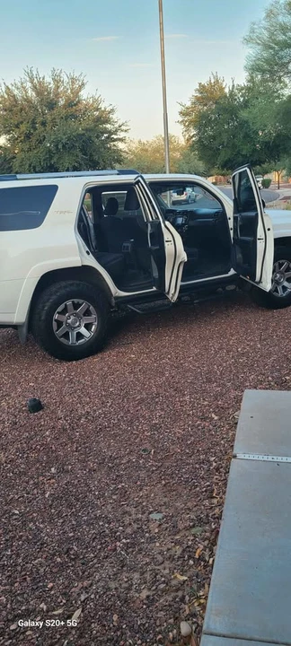 2015 Toyota 4Runner 5th Gen - Image 2 of 17