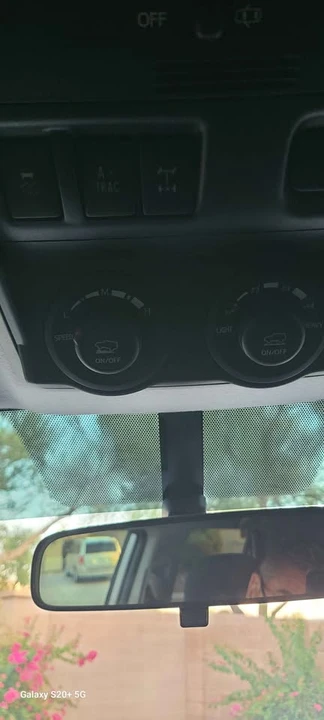 2015 Toyota 4Runner 5th Gen - Image 9 of 17