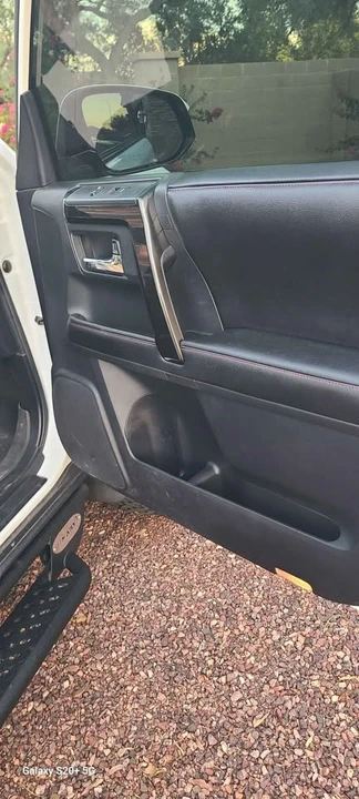 2015 Toyota 4Runner 5th Gen - Image 10 of 17