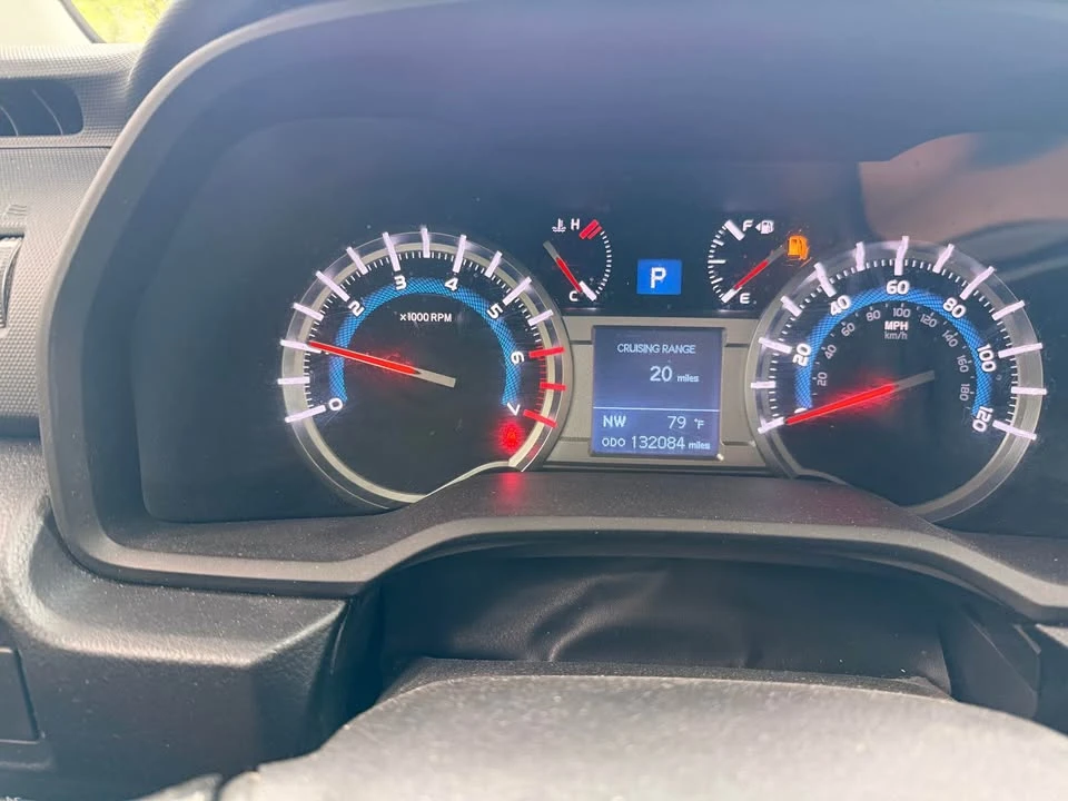 2015 Toyota 4Runner 5th Gen - Image 8 of 11