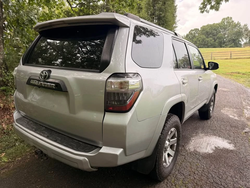 2015 Toyota 4Runner 5th Gen - Image 3 of 11