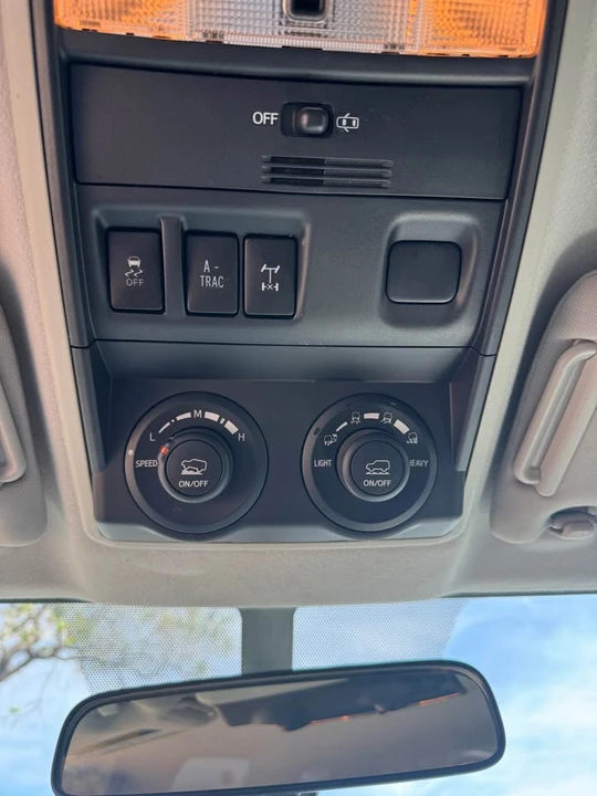 2015 Toyota 4Runner 5th Gen - Image 11 of 12