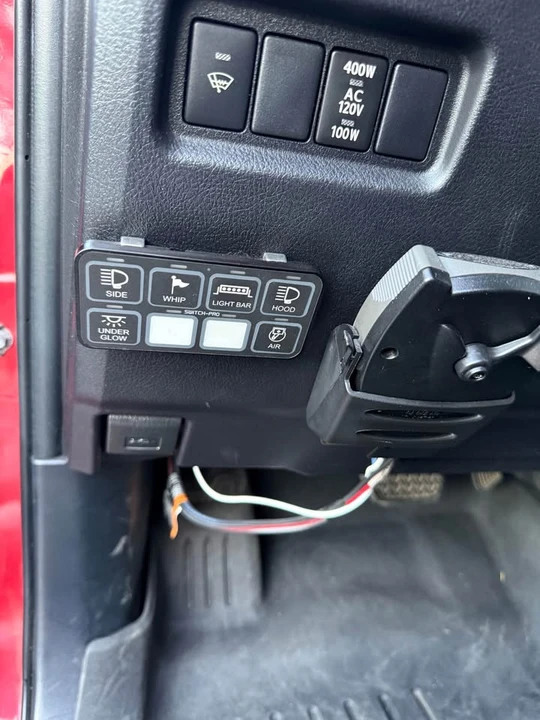 2015 Toyota 4Runner 5th Gen - Image 5 of 9
