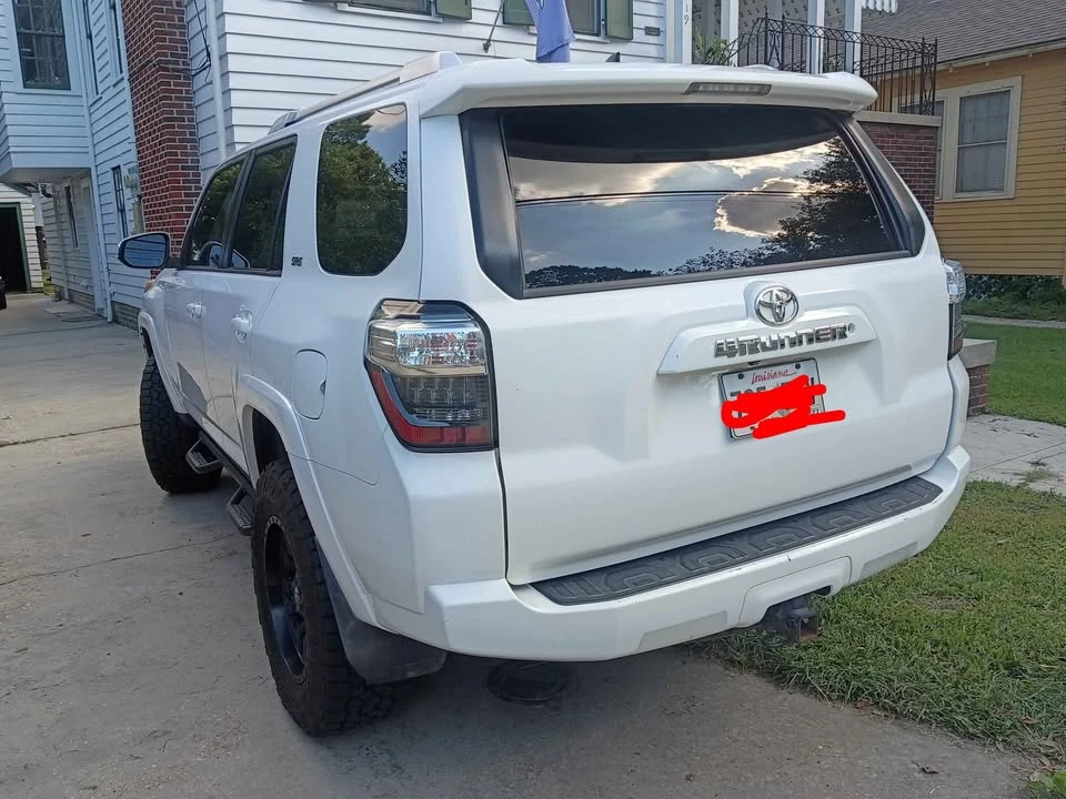 2015 Toyota 4Runner 5th Gen - Image 10 of 14