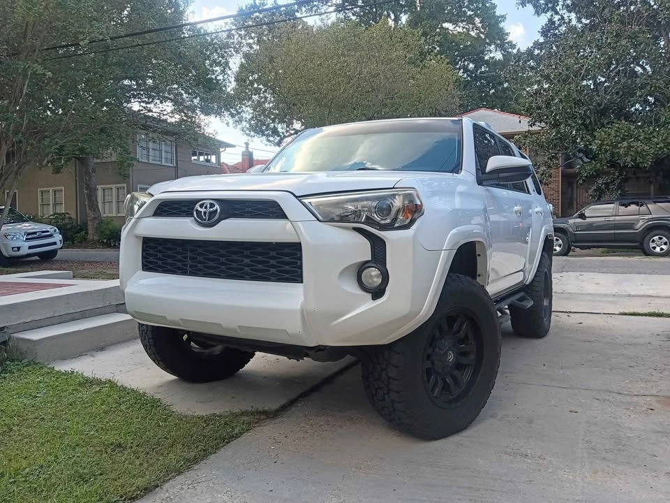 2015 Toyota 4Runner 5th Gen - Image 2 of 14