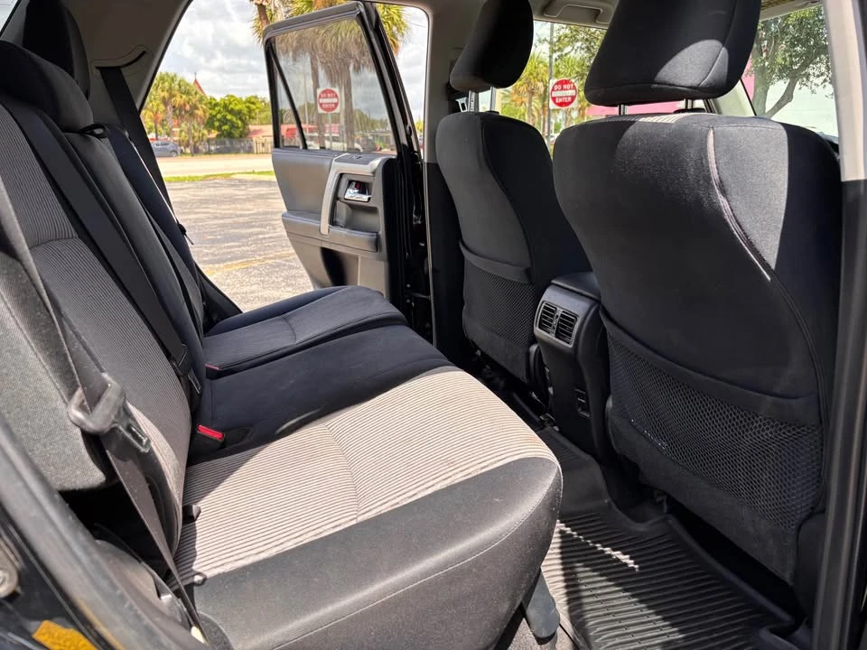 2015 Toyota 4Runner 5th Gen - Image 7 of 11