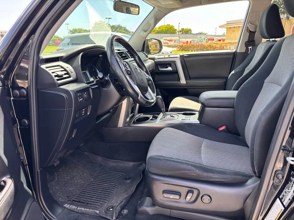 2015 Toyota 4Runner 5th Gen - Image 5 of 11