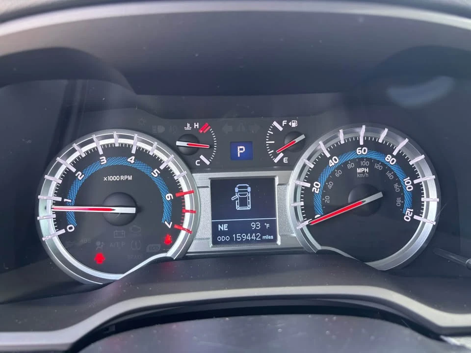 2015 Toyota 4Runner 5th Gen - Image 9 of 11