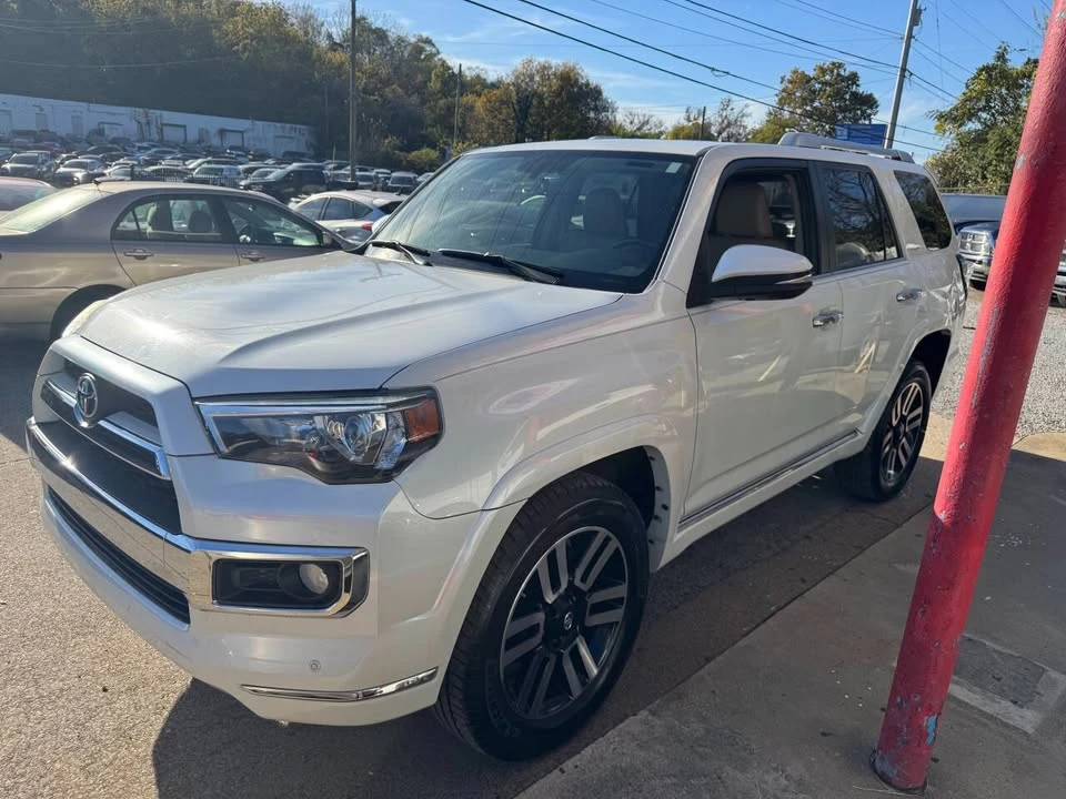 2015 Toyota 4Runner 5th Gen - Image 5 of 19