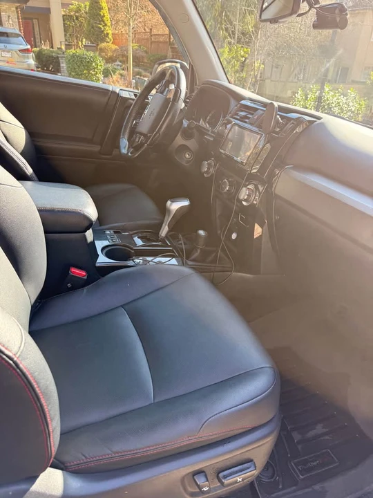 2015 Toyota 4Runner 5th Gen - Image 7 of 16