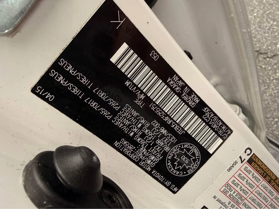 2015 Toyota 4Runner 5th Gen - Image 13 of 16