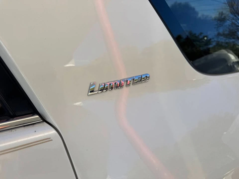 2015 Toyota 4Runner 5th Gen - Image 6 of 19
