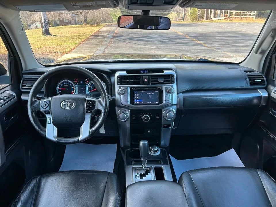 2015 Toyota 4Runner 5th Gen - Image 8 of 15