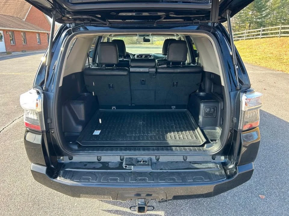 2015 Toyota 4Runner 5th Gen - Image 7 of 15