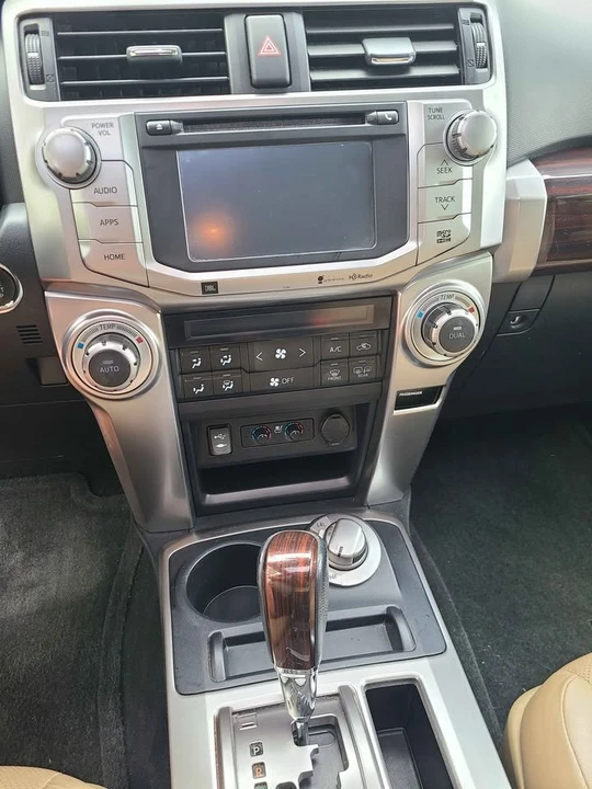 2015 Toyota 4Runner 5th Gen - Image 6 of 18