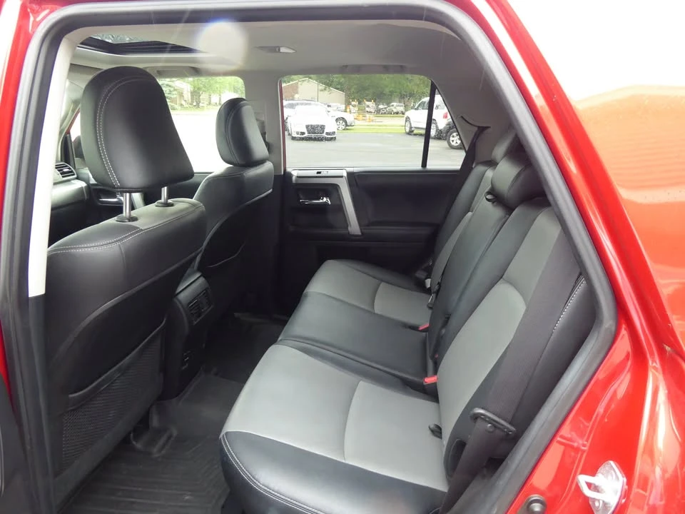 2015 Toyota 4Runner 5th Gen - Image 7 of 8