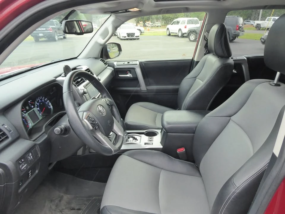 2015 Toyota 4Runner 5th Gen - Image 5 of 8