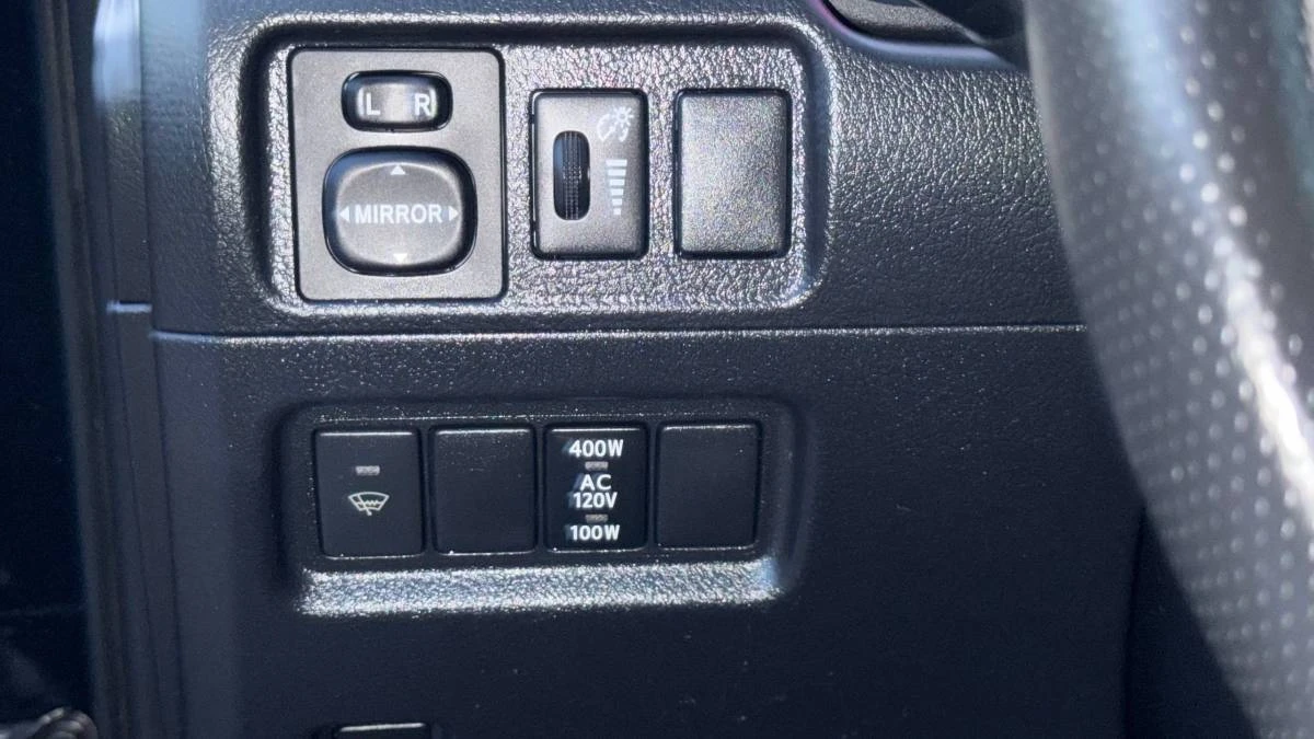 2015 Toyota 4Runner 5th Gen - Image 14 of 18