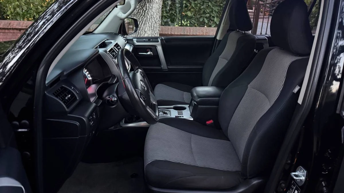 2015 Toyota 4Runner 5th Gen - Image 9 of 18