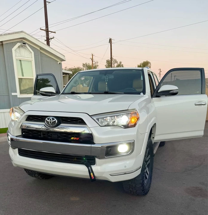 2015 Toyota 4Runner 5th Gen - Image 2 of 19