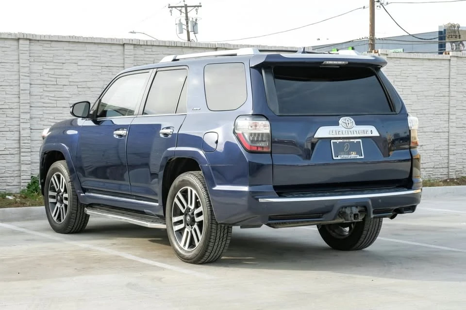 2015 Toyota 4Runner 5th Gen - Image 11 of 20