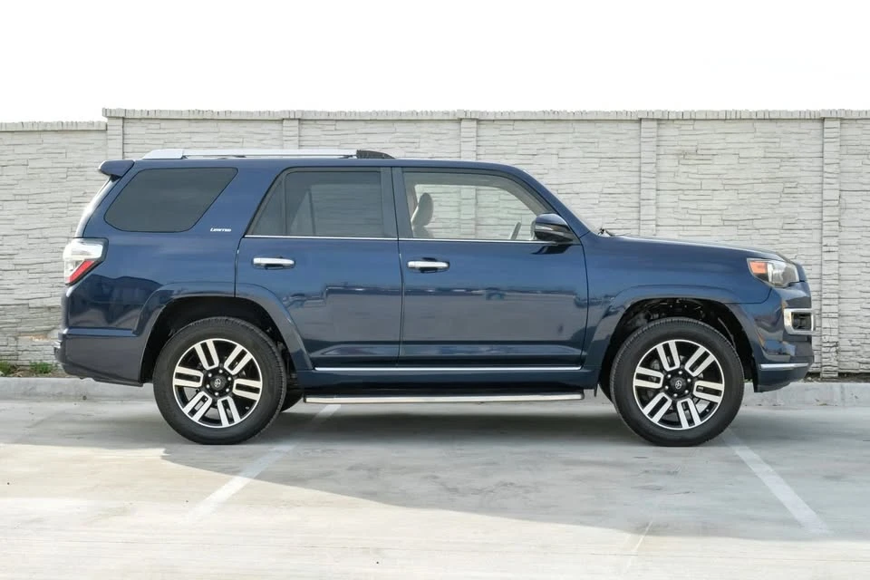 2015 Toyota 4Runner 5th Gen - Image 8 of 20