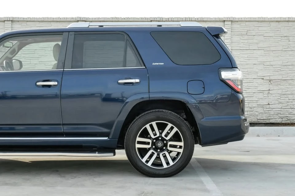 2015 Toyota 4Runner 5th Gen - Image 14 of 20
