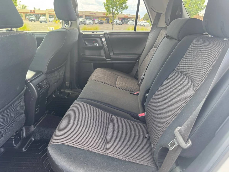 2015 Toyota 4Runner 5th Gen - Image 6 of 8