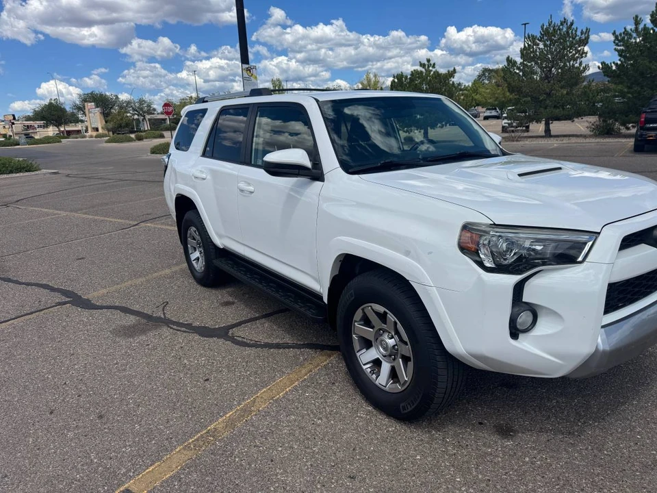 2015 Toyota 4Runner 5th Gen - Image 4 of 8