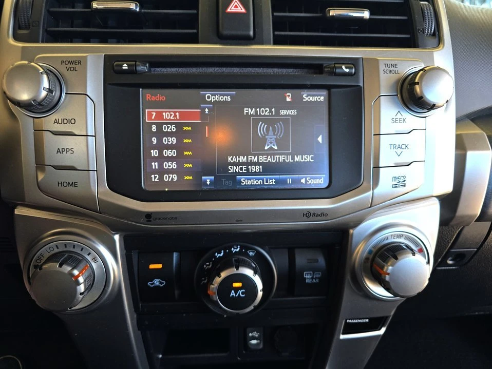 2015 Toyota 4Runner 5th Gen - Image 14 of 20
