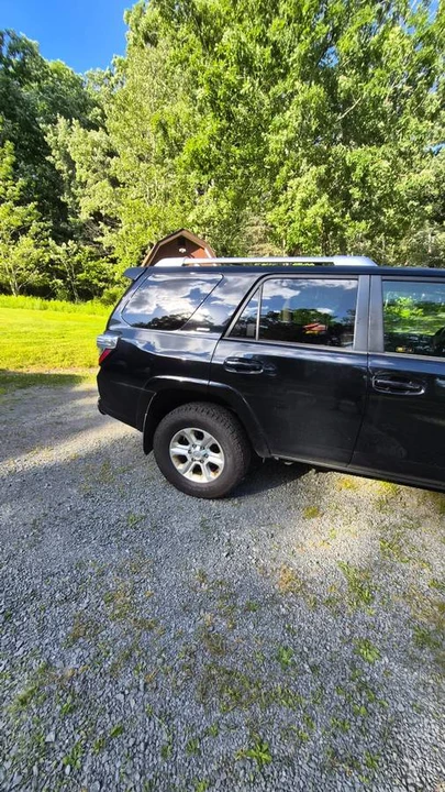 2015 Toyota 4Runner 5th Gen - Image 9 of 23