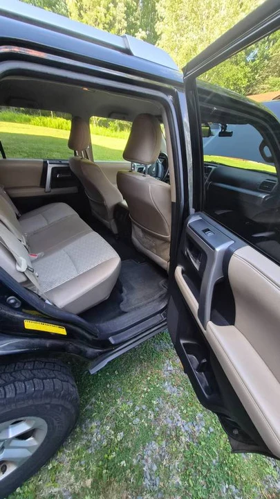 2015 Toyota 4Runner 5th Gen - Image 16 of 23