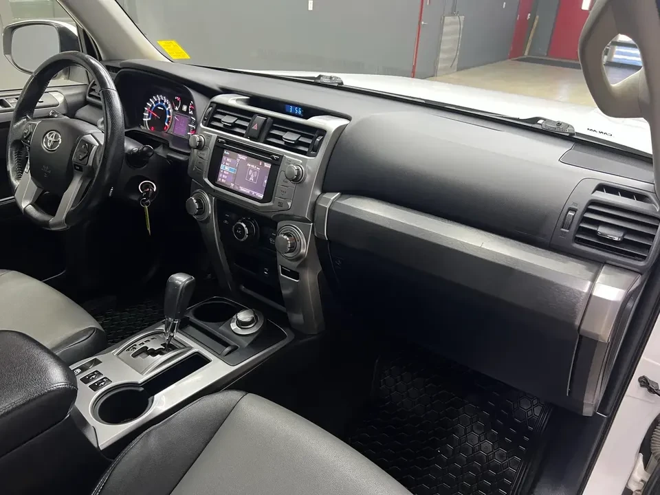 2015 Toyota 4Runner 5th Gen - Image 13 of 17