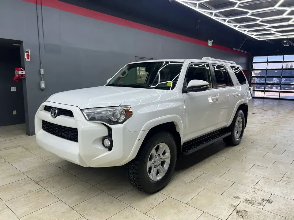 2015 Toyota 4Runner 5th Gen - Image 4 of 17